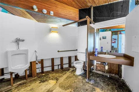 6608 Marina Drive Holmes Beach FL 34217