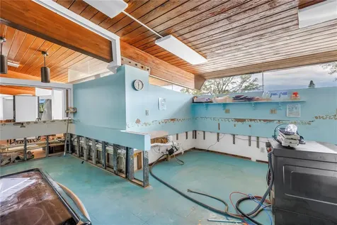 6608 Marina Drive Holmes Beach FL 34217