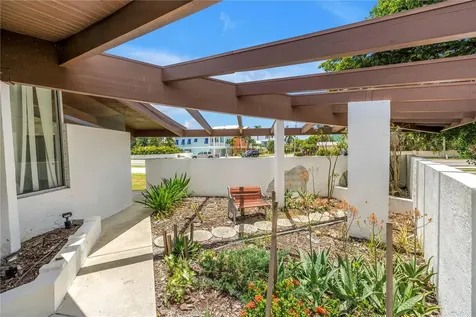 6608 Marina Drive Holmes Beach FL 34217