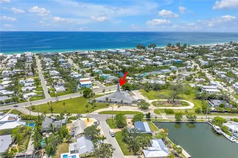 6608 Marina Drive Holmes Beach FL 34217