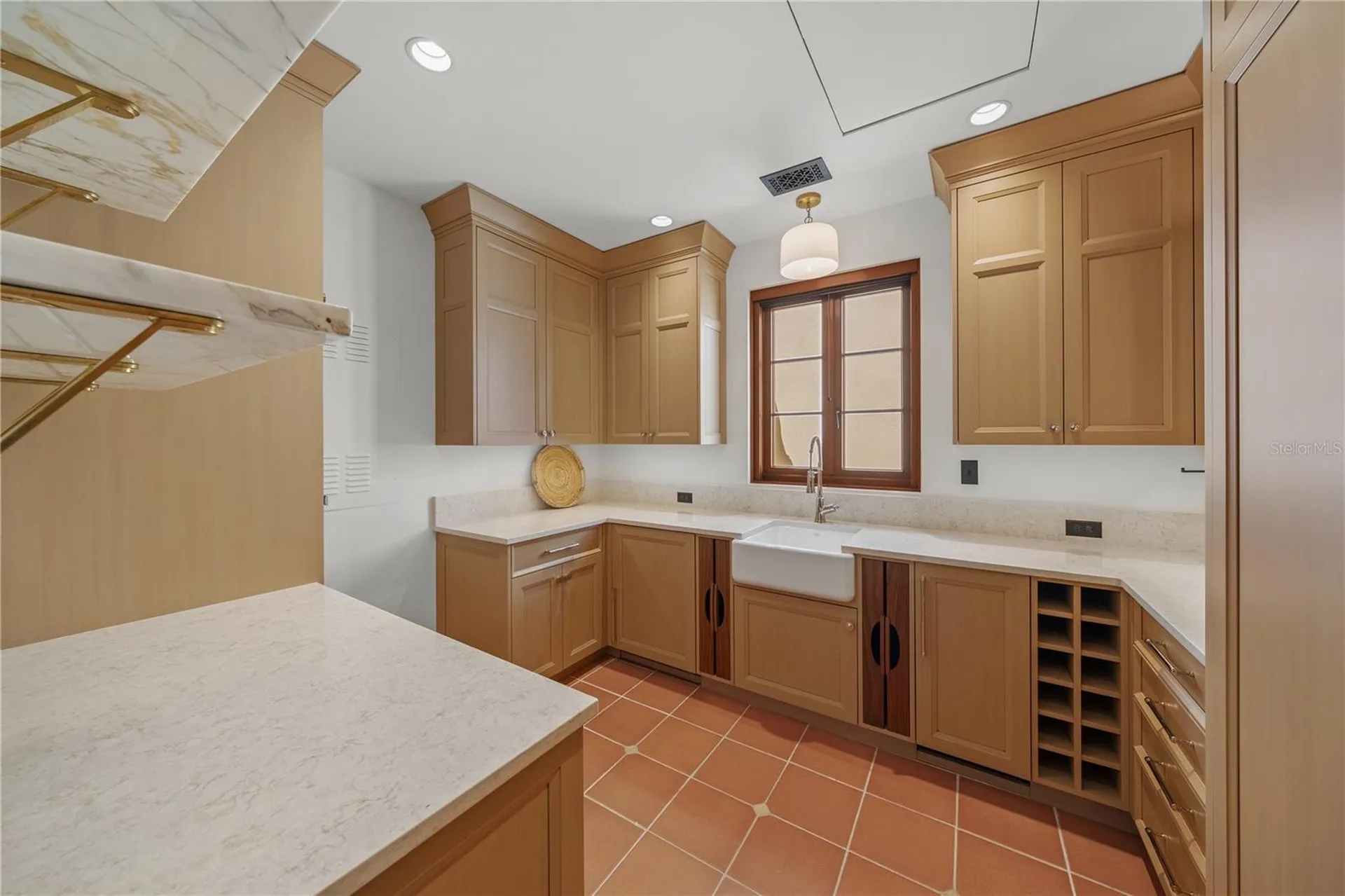 139 S Washington Drive Sarasota FL 34236