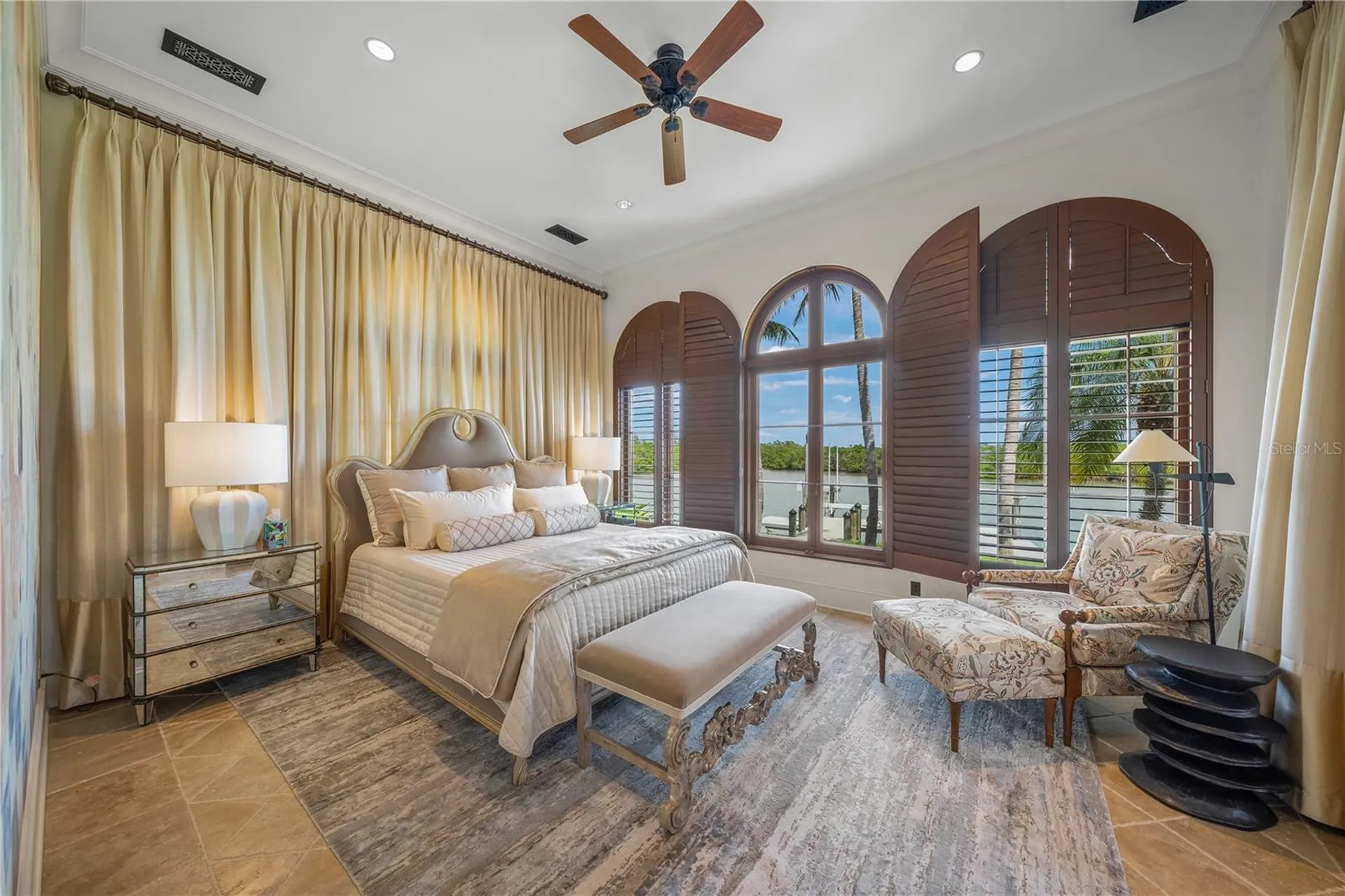 139 S Washington Drive Sarasota FL 34236