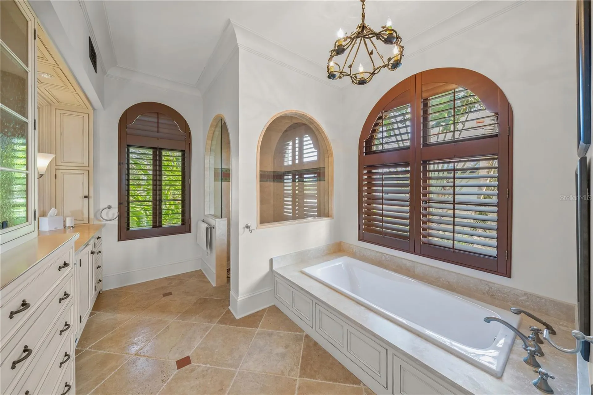 139 S Washington Drive Sarasota FL 34236