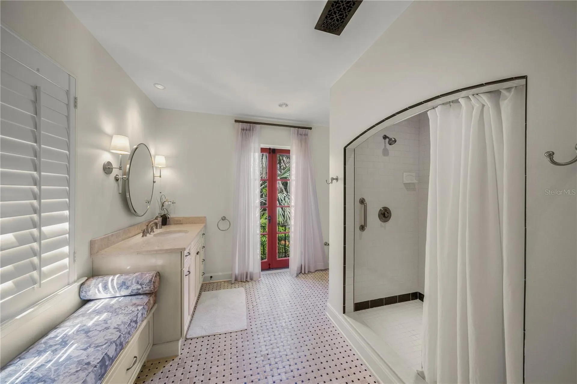 139 S Washington Drive Sarasota FL 34236