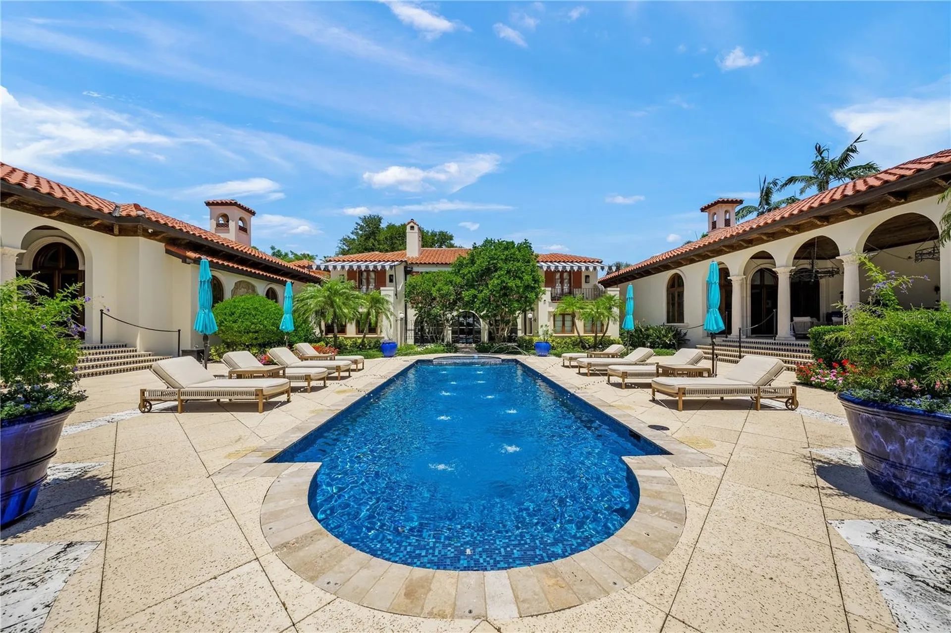 139 S Washington Drive Sarasota FL 34236