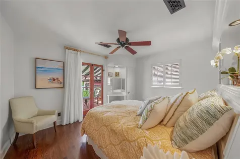 139 S Washington Drive Sarasota FL 34236