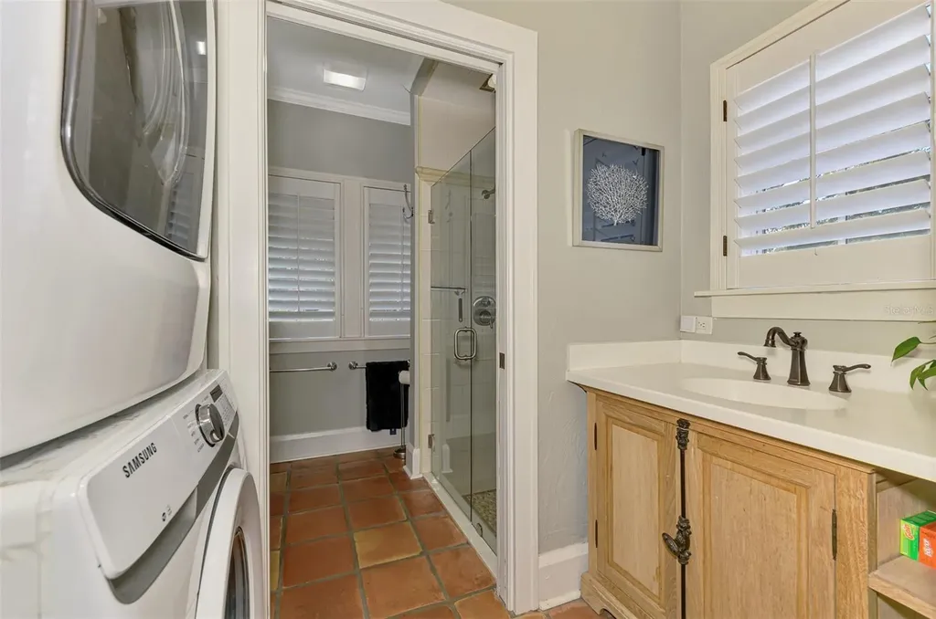 3838 Flores Avenue Sarasota FL 34239