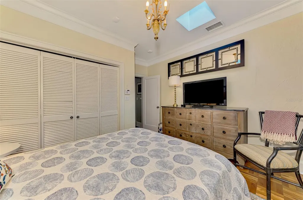 3838 Flores Avenue Sarasota FL 34239
