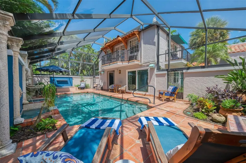 3838 Flores Avenue Sarasota FL 34239