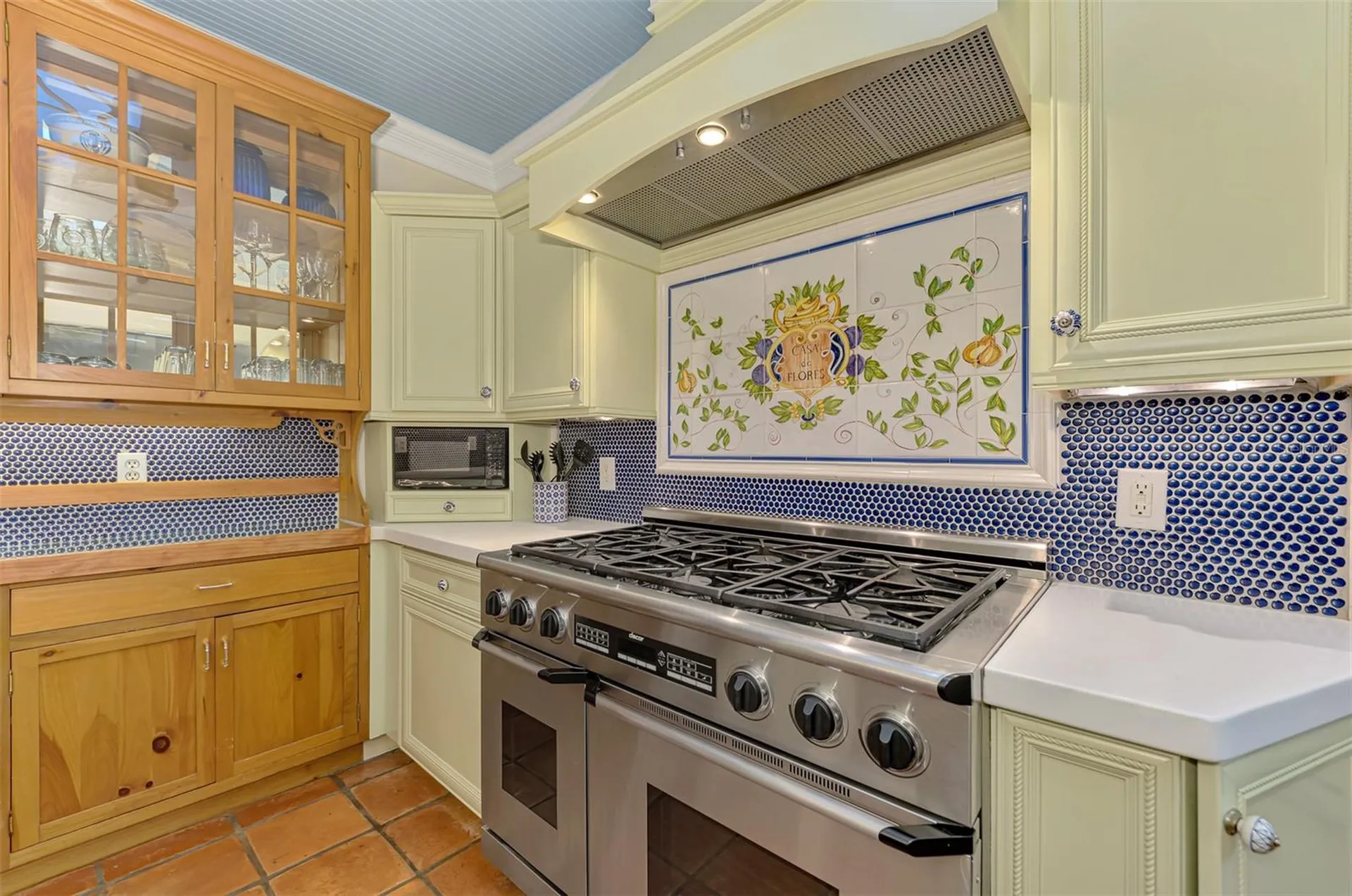 3838 Flores Avenue Sarasota FL 34239