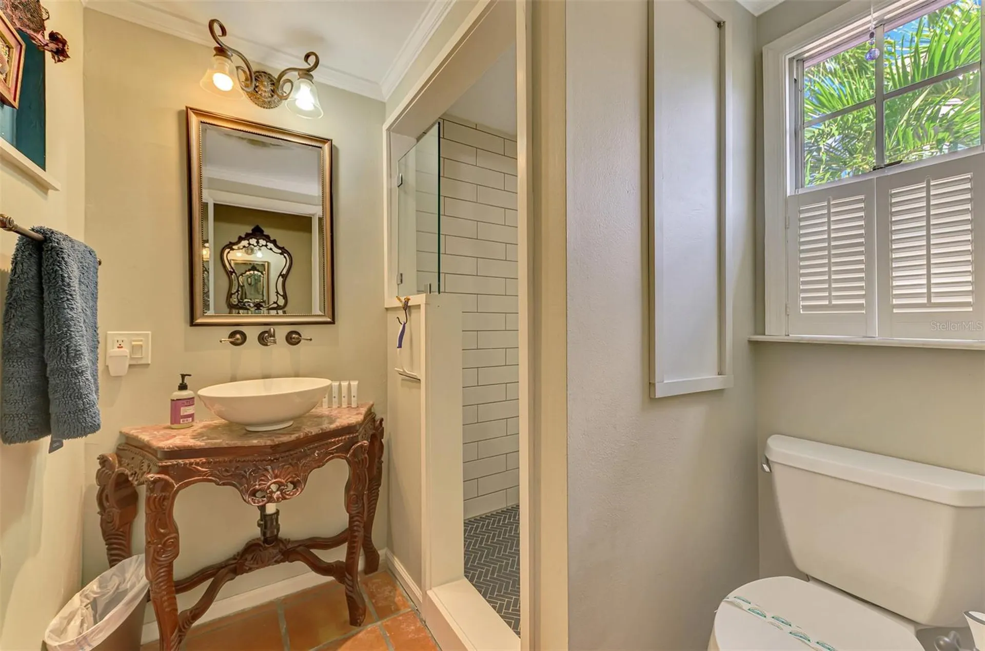 3838 Flores Avenue Sarasota FL 34239