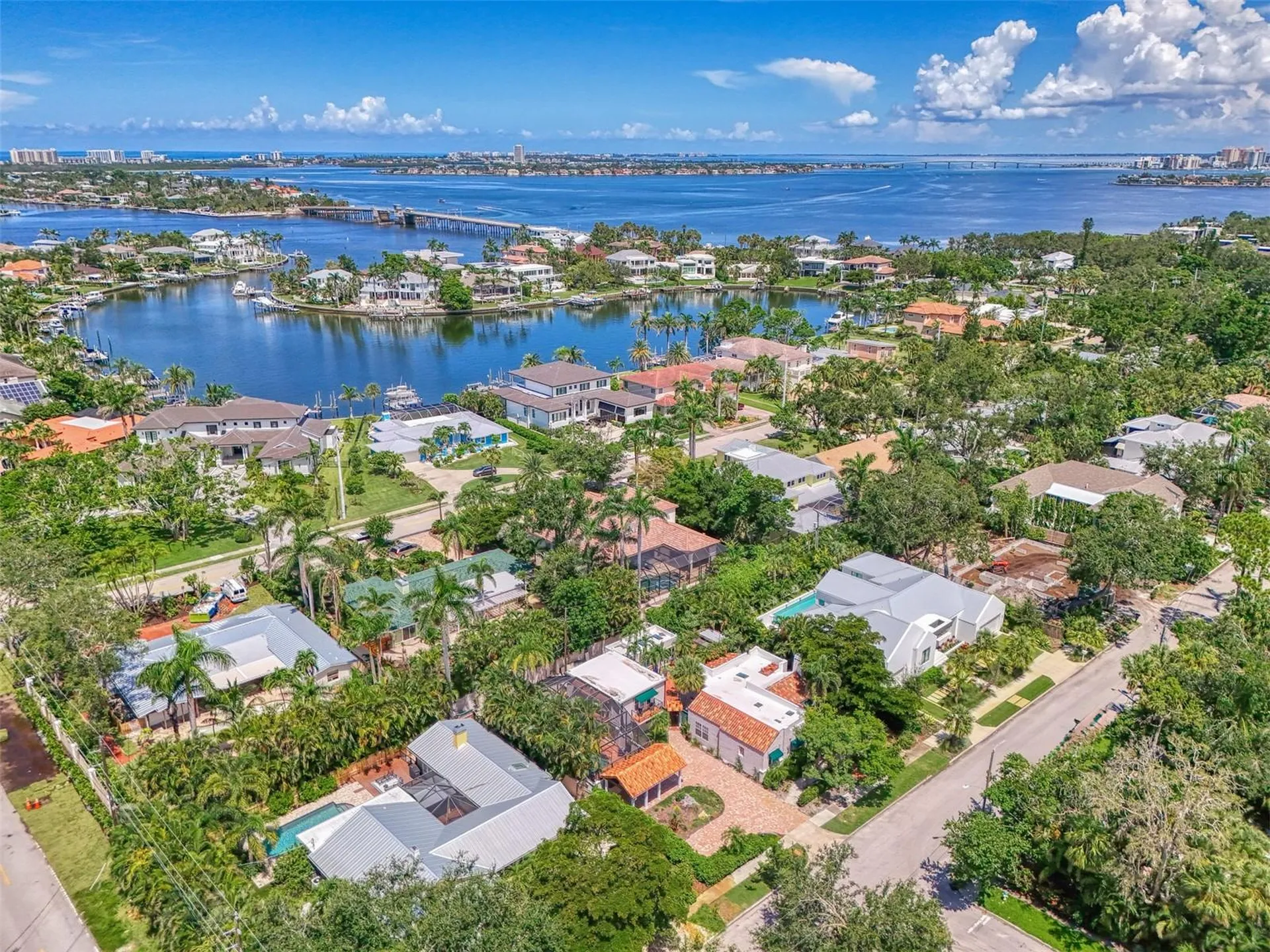 3838 Flores Avenue Sarasota FL 34239