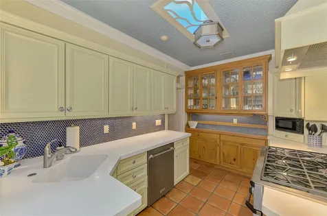 3838 Flores Avenue Sarasota FL 34239