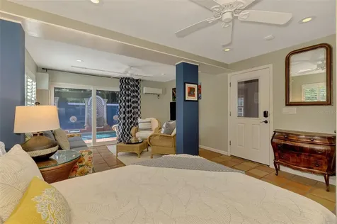 3838 Flores Avenue Sarasota FL 34239
