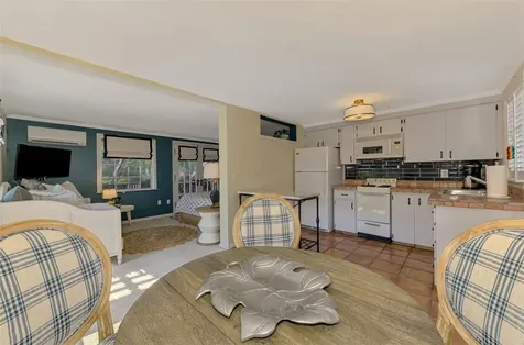 3838 Flores Avenue Sarasota FL 34239