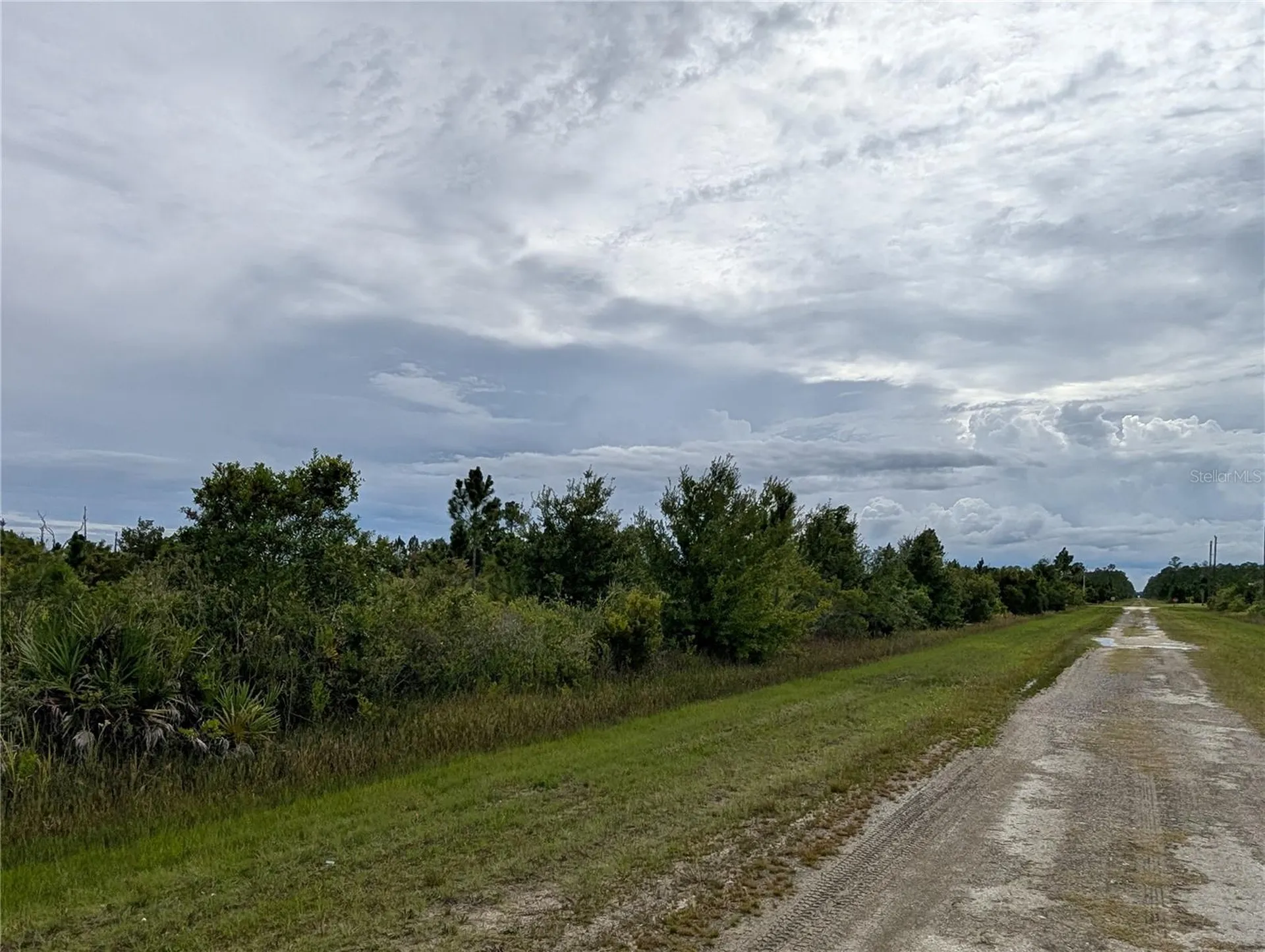513 Calendula Drive Indian Lake Estates FL 33855