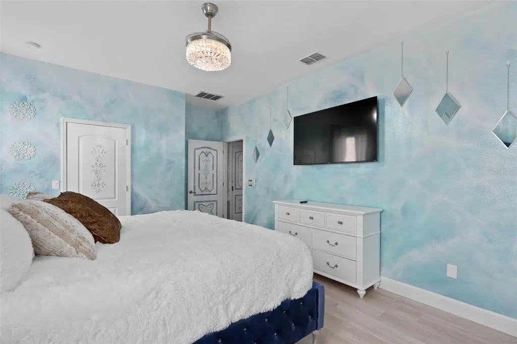 1403 Moon Valley Drive Davenport FL 33896