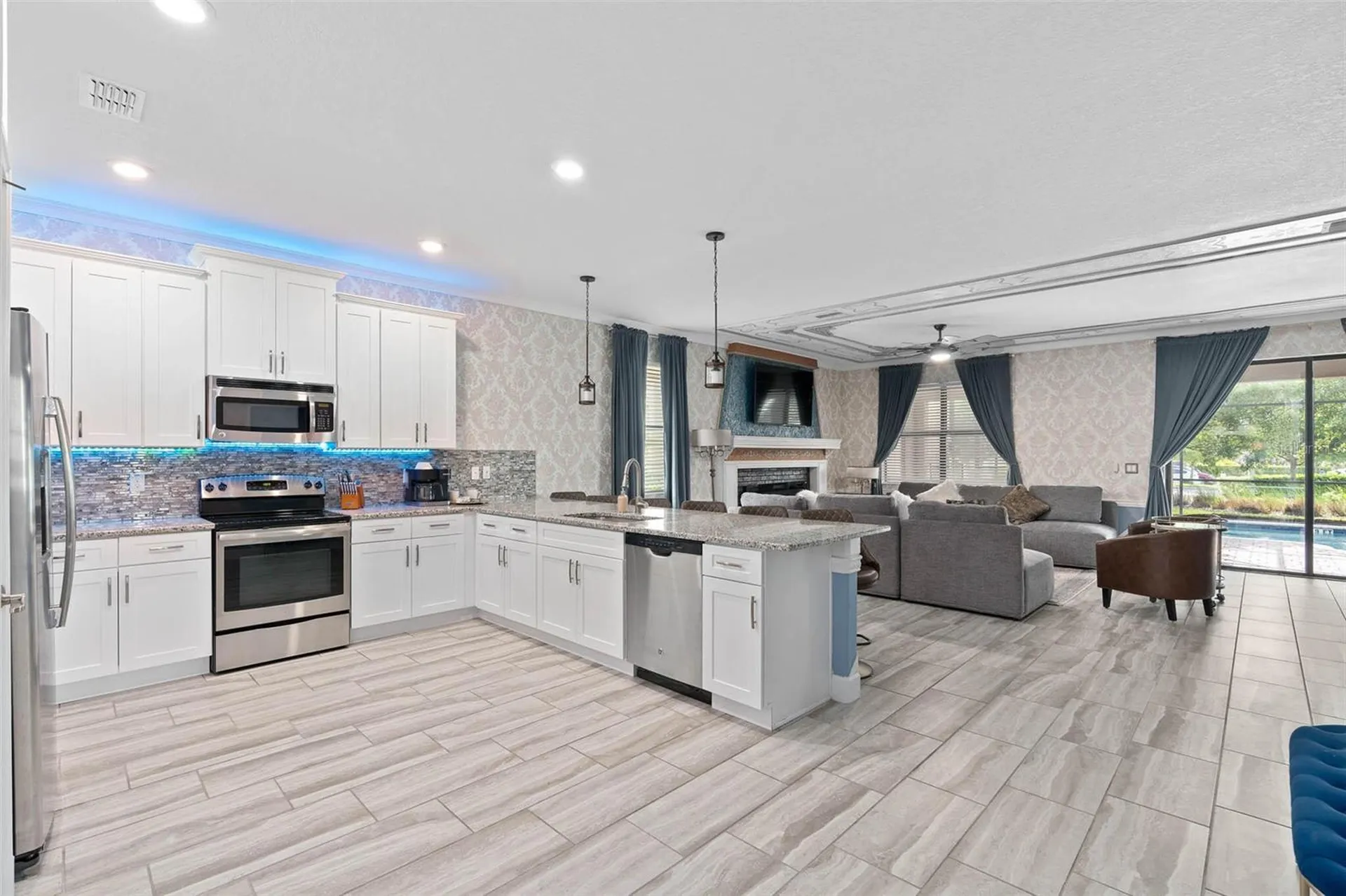 1403 Moon Valley Drive Davenport FL 33896