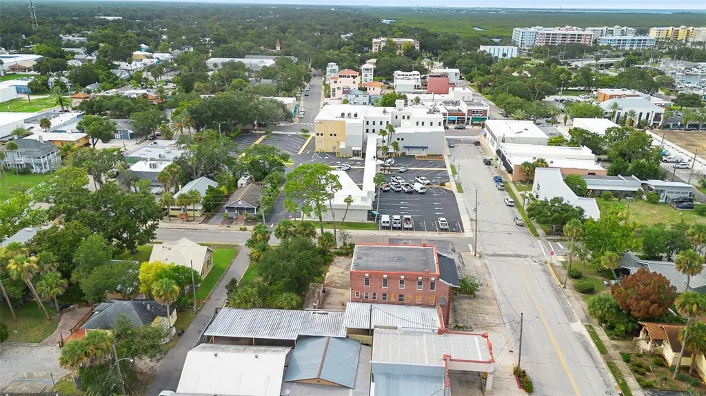 204 Magnolia Street New Smyrna Beach FL 32168