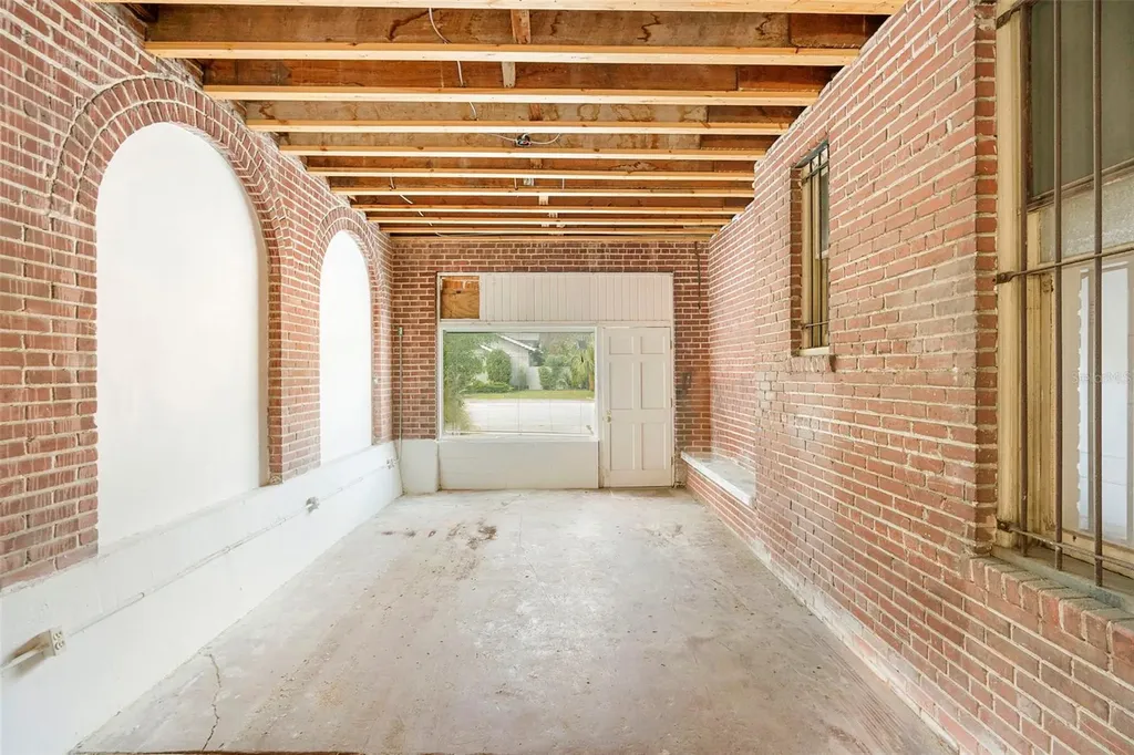 204 Magnolia Street New Smyrna Beach FL 32168