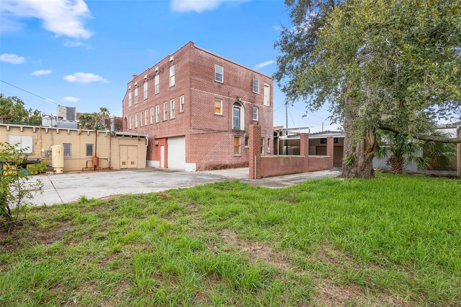 204 Magnolia Street New Smyrna Beach FL 32168