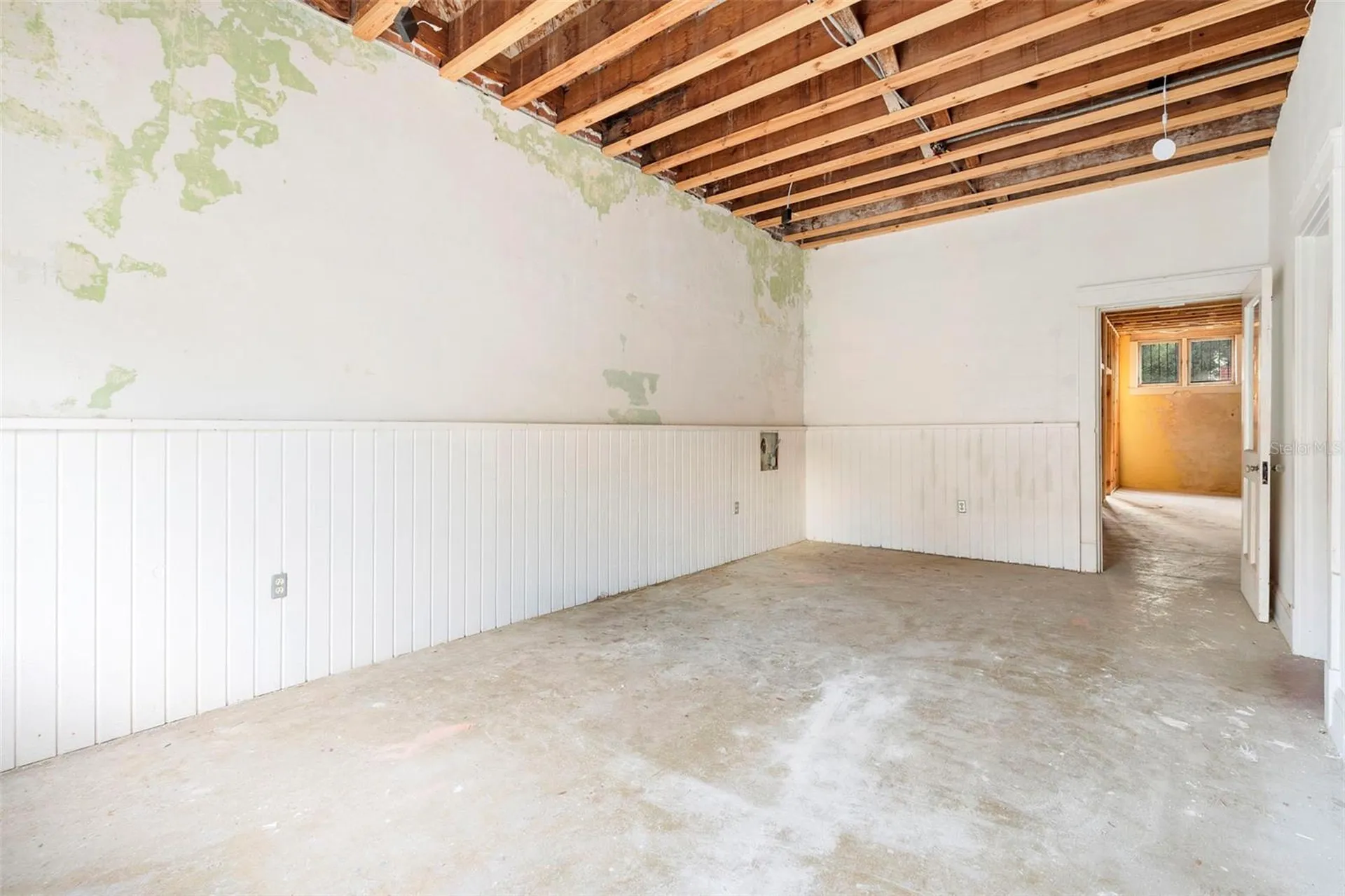 204 Magnolia Street New Smyrna Beach FL 32168