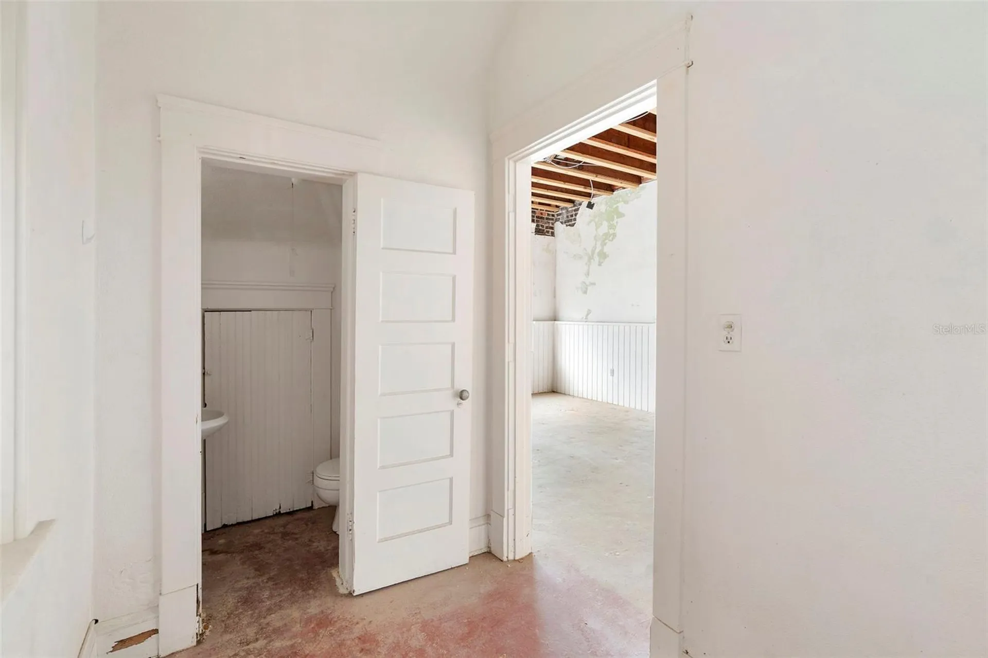 204 Magnolia Street New Smyrna Beach FL 32168