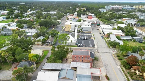 204 Magnolia Street New Smyrna Beach FL 32168