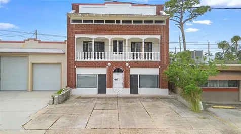 204 Magnolia Street New Smyrna Beach FL 32168