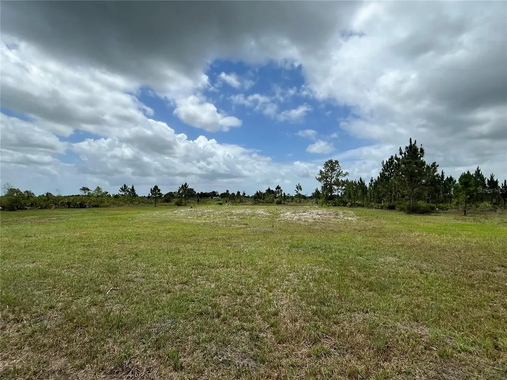19092 NW 250th Street Okeechobee FL 34972