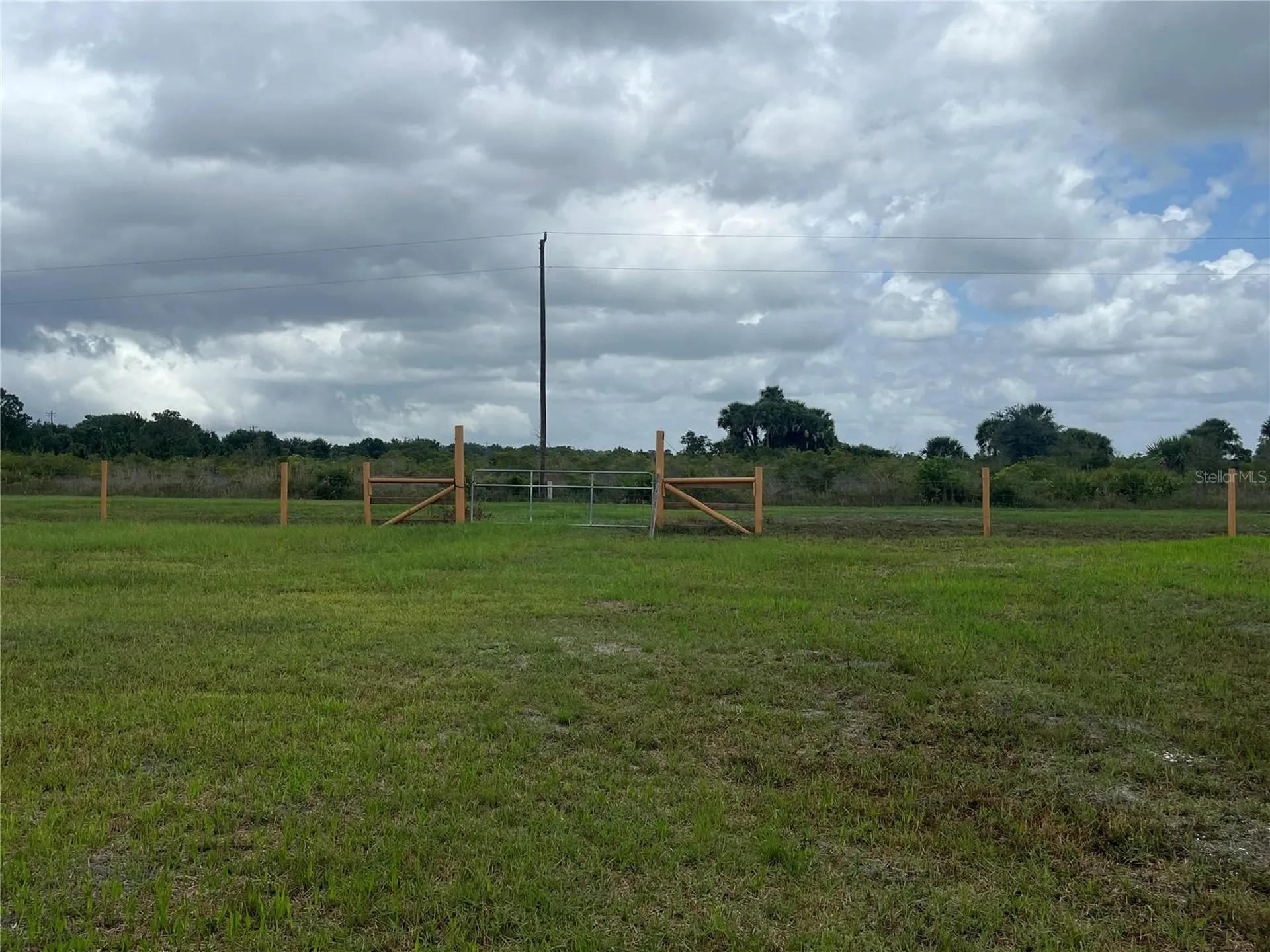 19092 NW 250th Street Okeechobee FL 34972