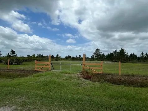 19092 NW 250th Street Okeechobee FL 34972