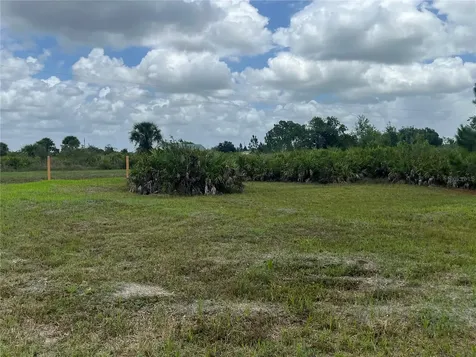 19092 NW 250th Street Okeechobee FL 34972