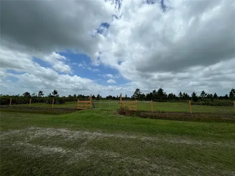 19092 NW 250th Street Okeechobee FL 34972