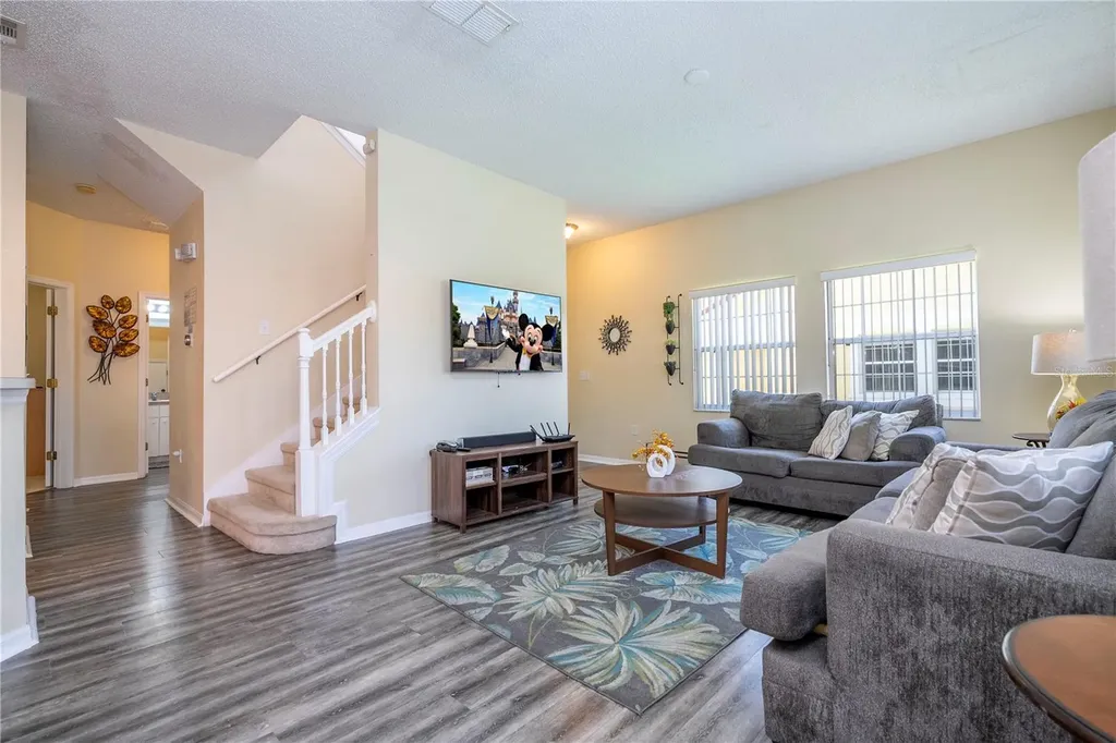 122 Pompano Beach Drive Kissimmee FL 34746