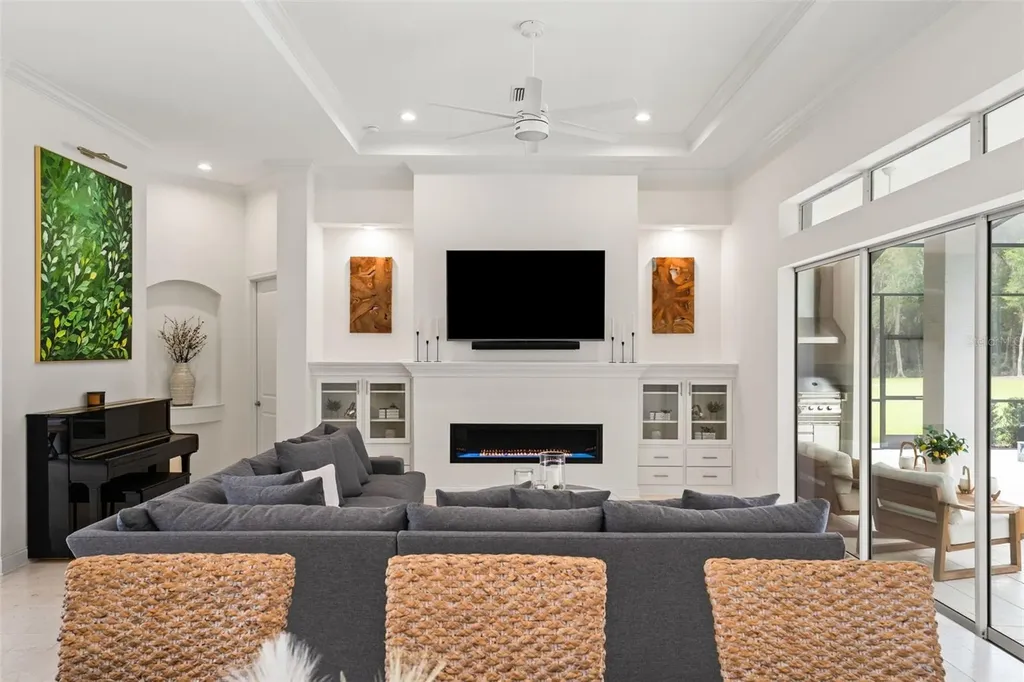1825 W Oak Valley Court Homosassa FL 34446