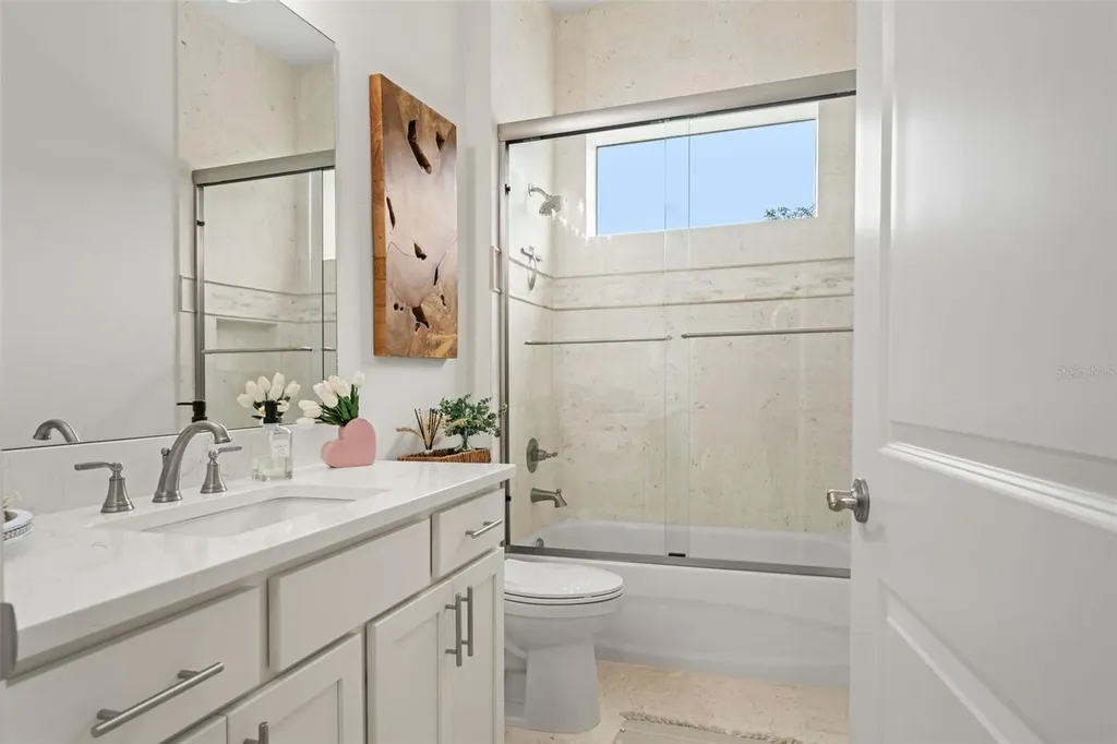 1825 W Oak Valley Court Homosassa FL 34446