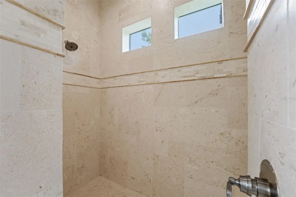 1825 W Oak Valley Court Homosassa FL 34446