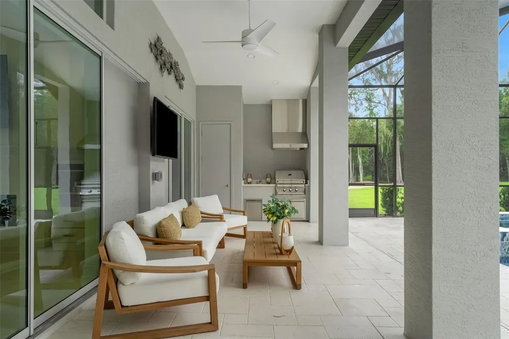 1825 W Oak Valley Court Homosassa FL 34446