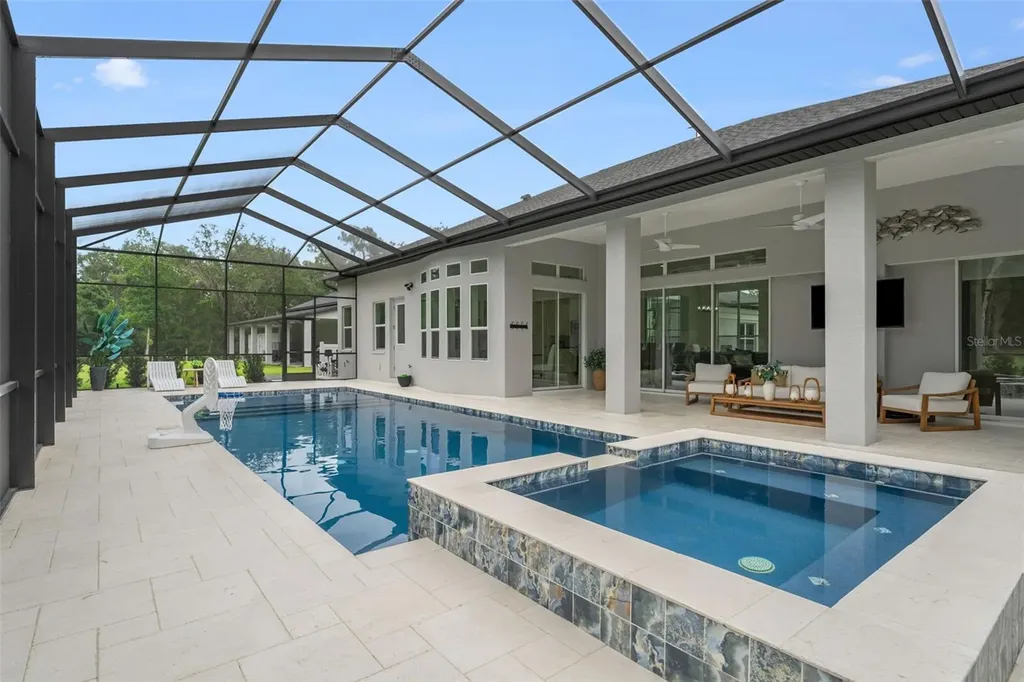 1825 W Oak Valley Court Homosassa FL 34446