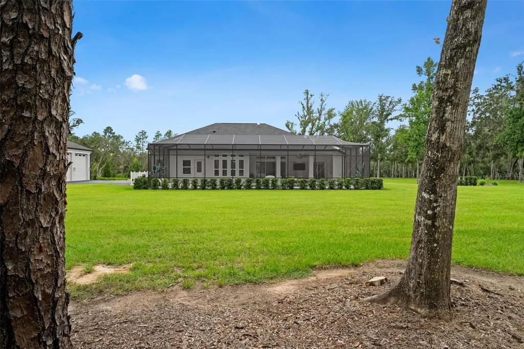 1825 W Oak Valley Court Homosassa FL 34446