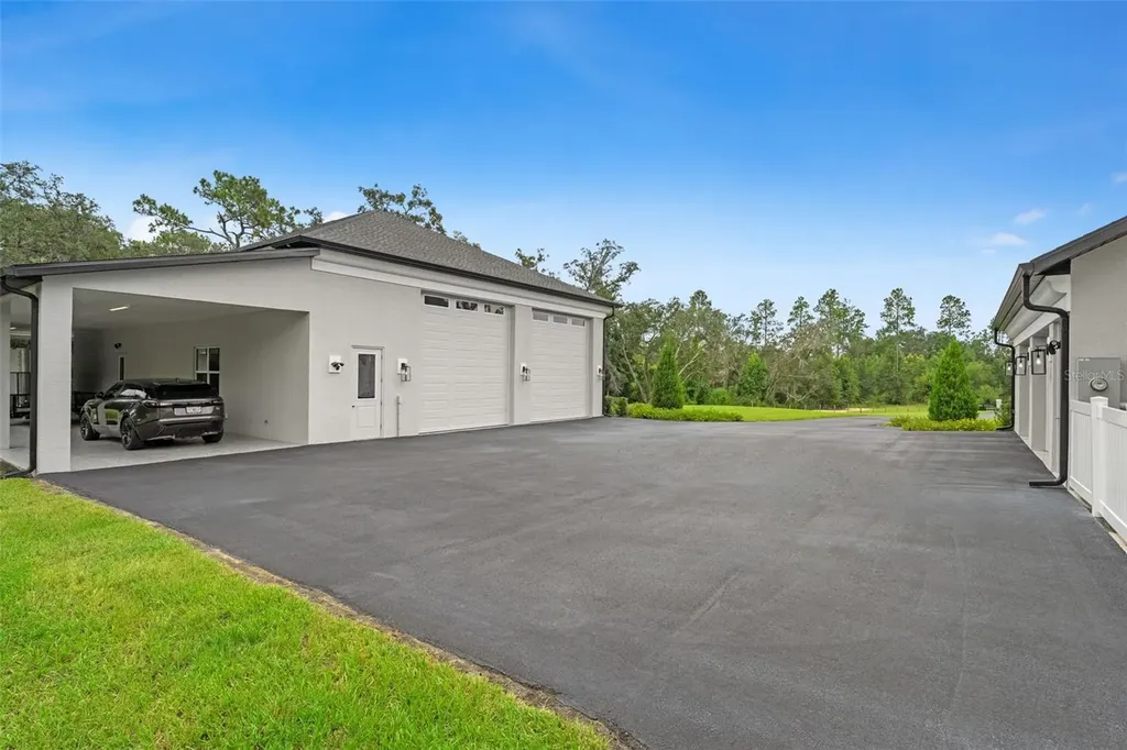 1825 W Oak Valley Court Homosassa FL 34446