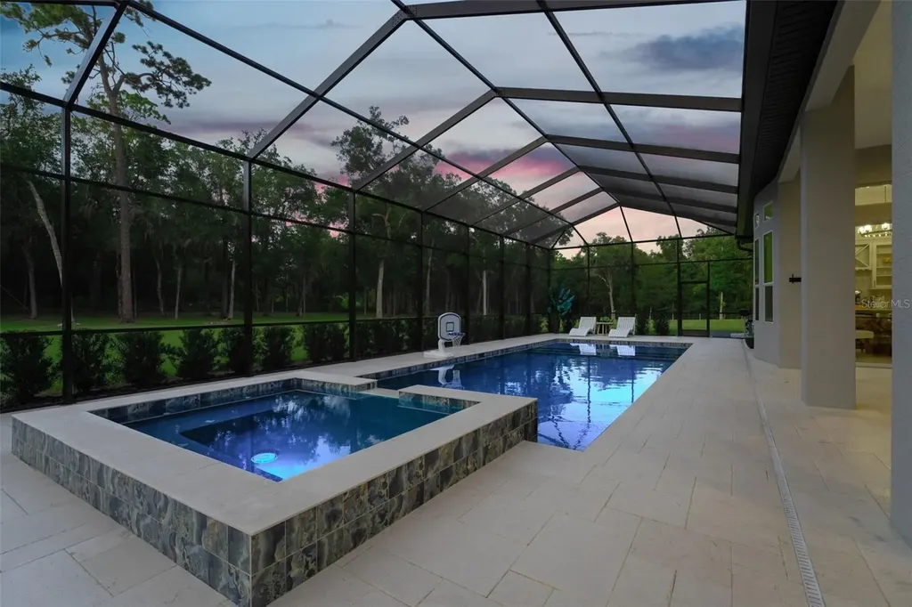 1825 W Oak Valley Court Homosassa FL 34446