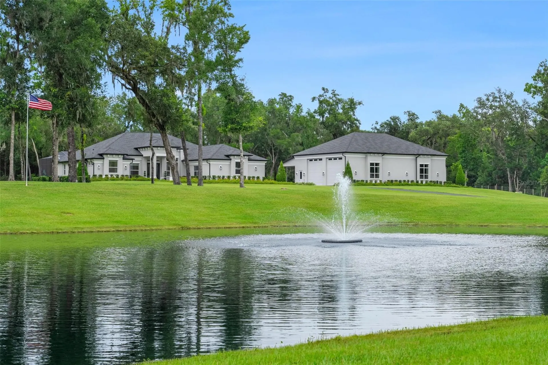 1825 W Oak Valley Court Homosassa FL 34446