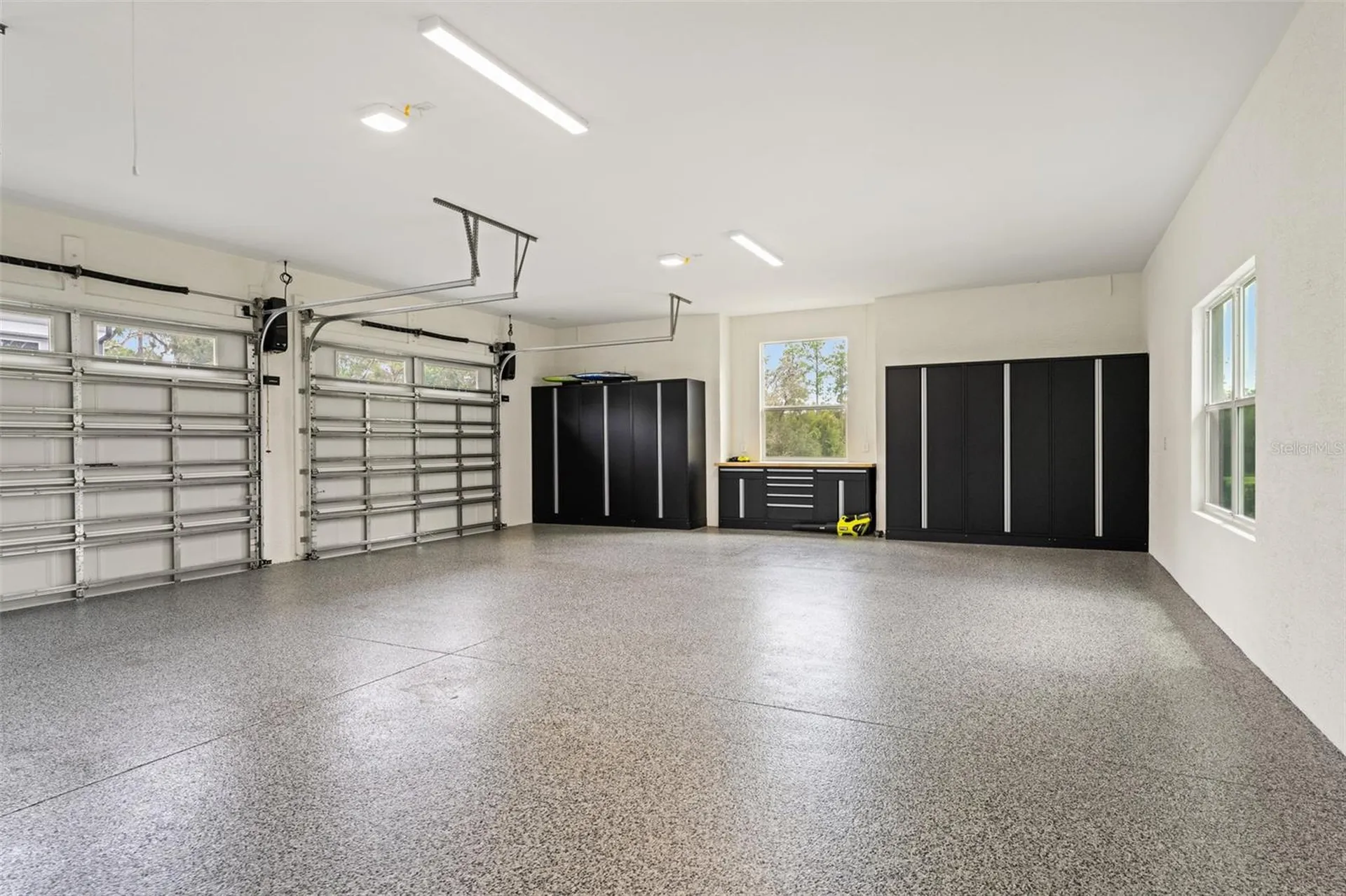 1825 W Oak Valley Court Homosassa FL 34446