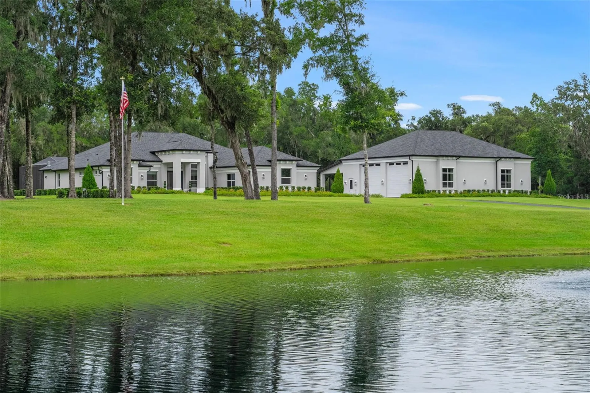 1825 W Oak Valley Court Homosassa FL 34446