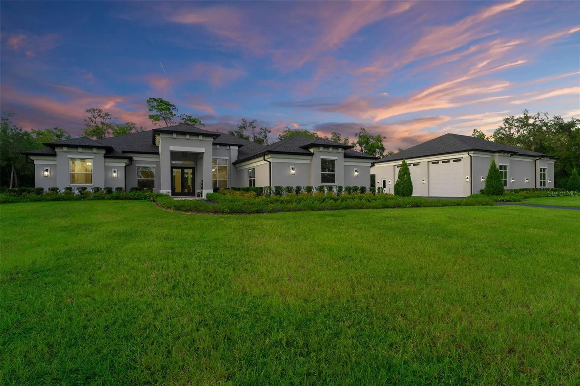 1825 W Oak Valley Court Homosassa FL 34446