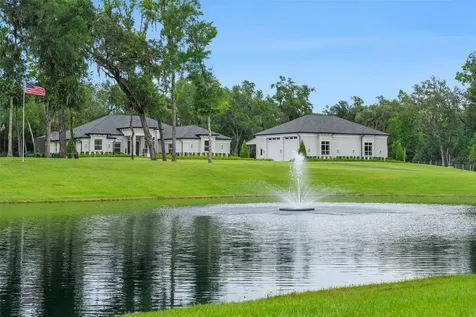 1825 W Oak Valley Court Homosassa FL 34446