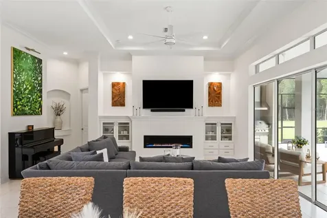 1825 W Oak Valley Court Homosassa FL 34446