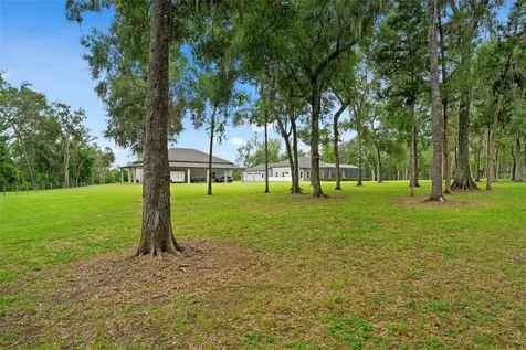 1825 W Oak Valley Court Homosassa FL 34446